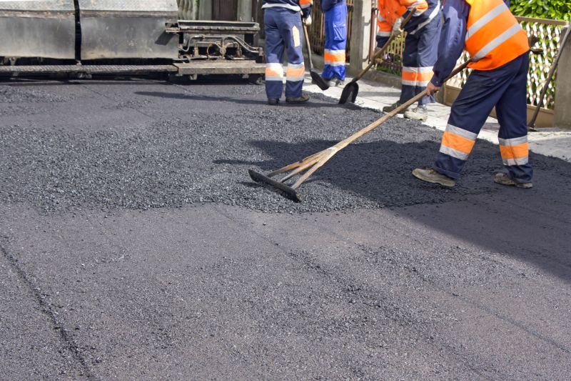 Best Time to Hire for Asphalt Millings